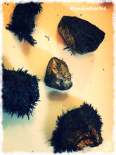 Load image into Gallery viewer, Lucky Lodestone