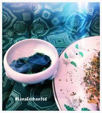 Load image into Gallery viewer, Attract Wealth Spell Kit