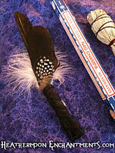 Load image into Gallery viewer, Smudging Feather Fan